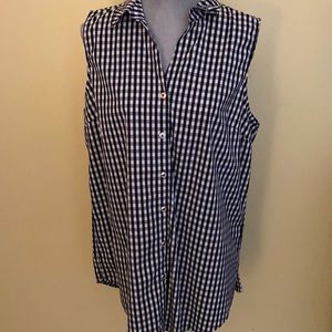 Black & white formal button down size large